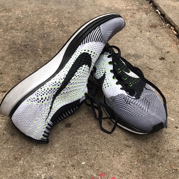 nike racing road